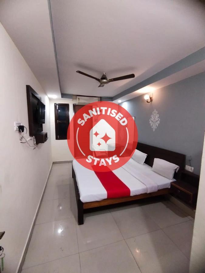 Oyo Hotel New Metro Near Phoenix United לקנאו מראה חיצוני תמונה